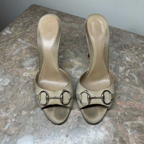 Gucci suede heel size 39 1/2 B - Picture 1 of 10